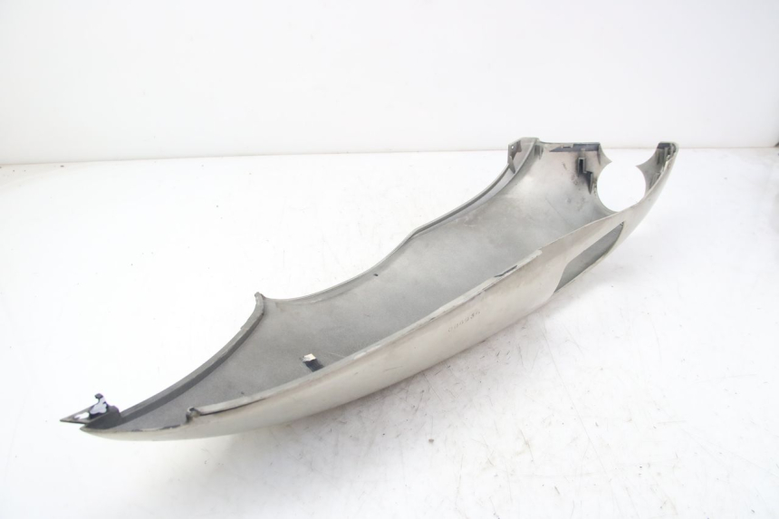 photo de LEFT REAR SIDE PANEL MBK SKYLINER 125 (1998 - 2001) - Fixing points details