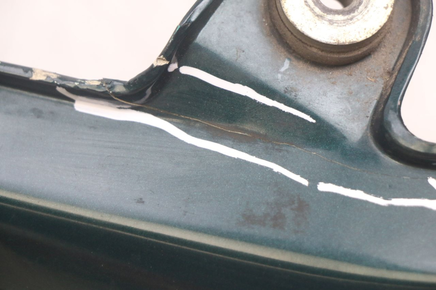 photo de LEFT REAR SIDE PANEL TRIUMPH SPRINT ST 955 (1999 - 2001) - Additional view of the item