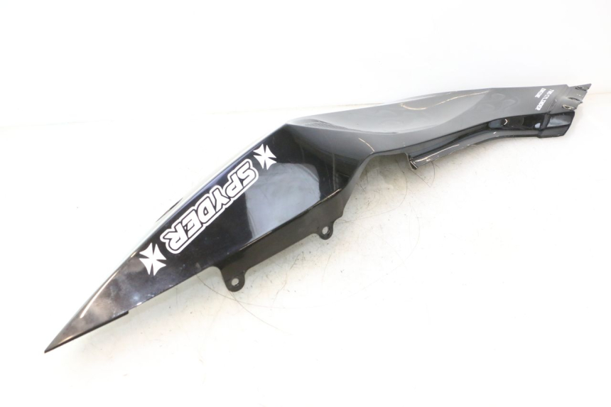 photo de REAR LEFT PANEL CAN-AM SPYDER RS 1000 (2008 - 2012) - Detailed visual inspection