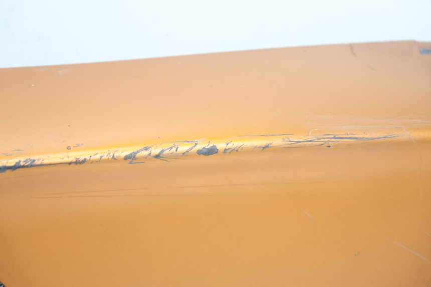 photo de LEFT REAR SIDE PANEL APRILIA SR 2T 50 (2012 - 2017) - Technical close-up