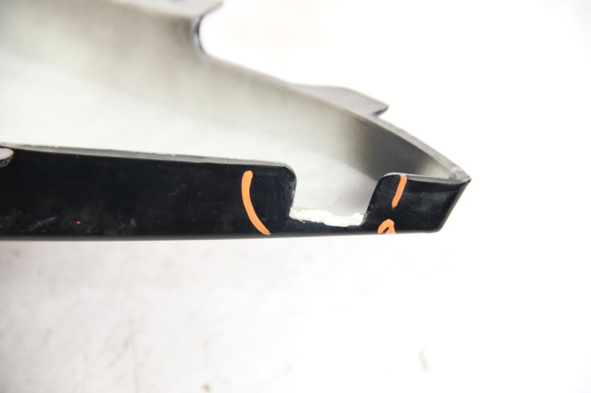 photo de REAR LEFT PANEL RAZZO STEED 125 (2012 - 2018) - Technical close-up