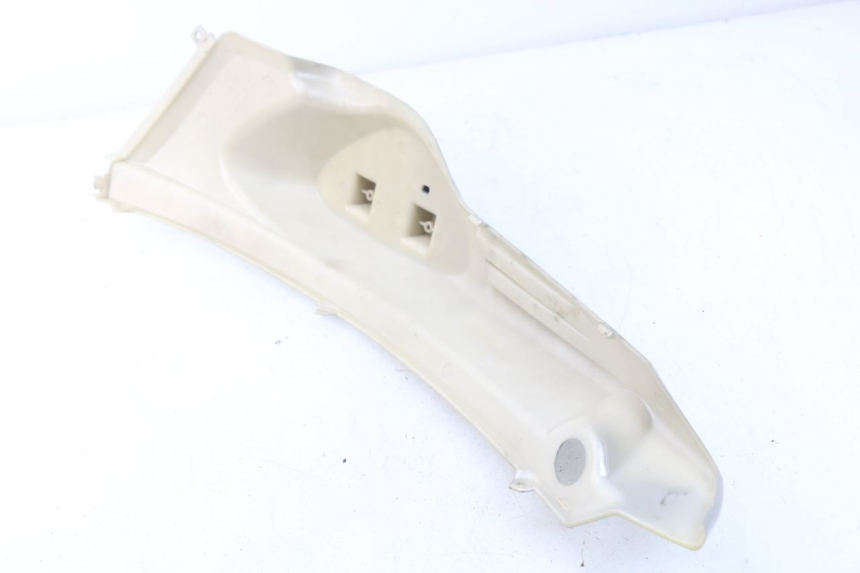 photo de LEFT REAR SIDE PANEL MBK STUNT NAKED 50 (2004 - 2018) - Fixing points details