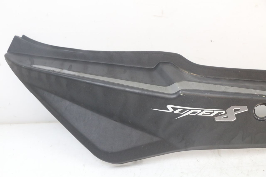 photo de REAR LEFT PANEL KYMCO SUPER 8 4T 50 (2018 - 2020) - Alternative perspective