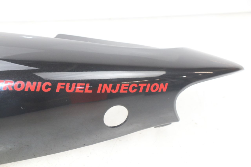 photo de LEFT REAR SIDE PANEL SUZUKI TLS TL S 1000 (1997 - 2001) - Fixing points details