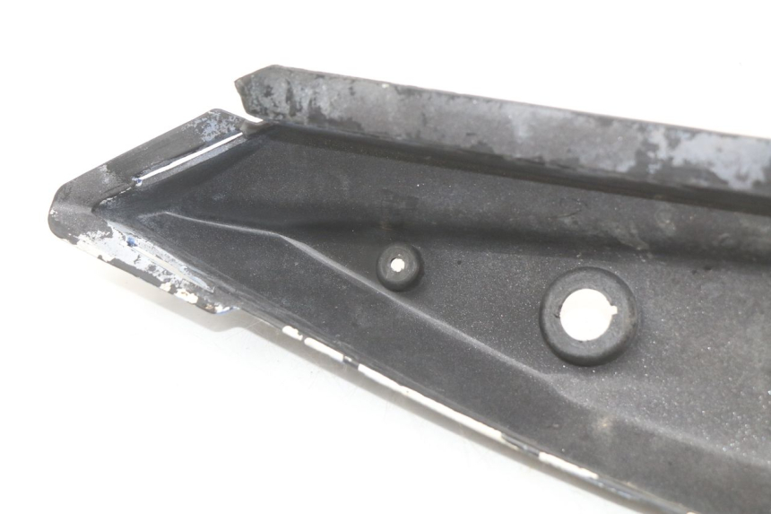 photo de LEFT REAR SIDE PANEL KEEWAY TX 50 (2008 - 2015) - Fixing points details