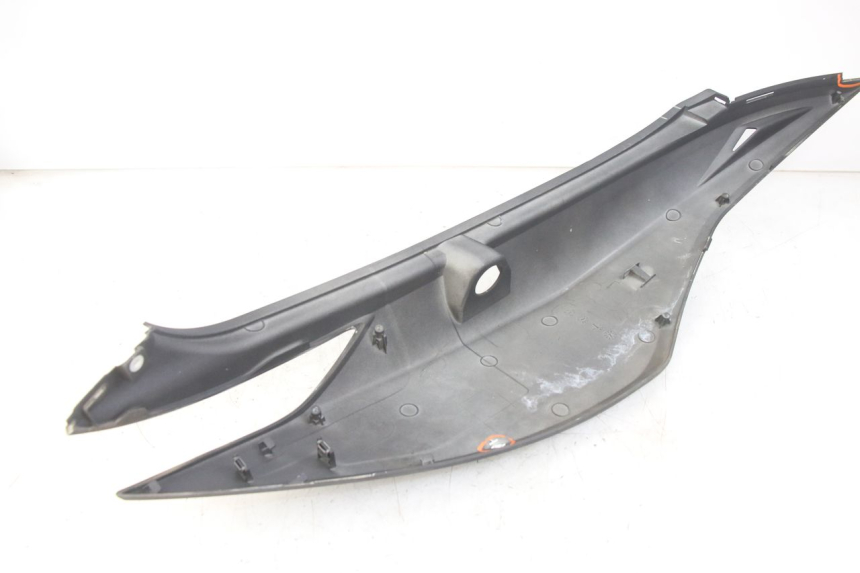 photo de REAR LEFT PANEL KYMCO X-CITING XCITING 400 (2014 - 2018) - Alternative perspective