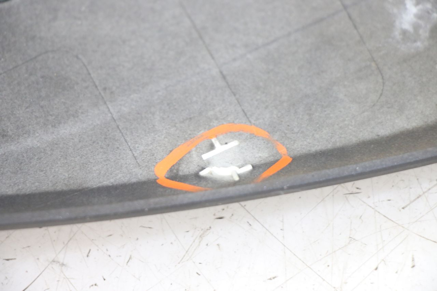 photo de REAR LEFT PANEL KYMCO X-CITING XCITING 400 (2014 - 2018) - Technical close-up