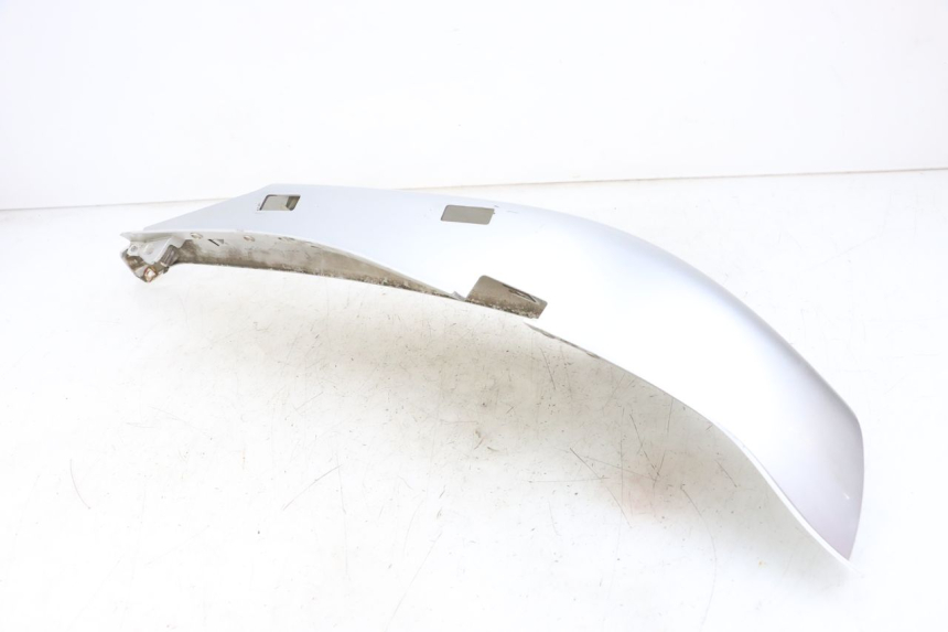 photo de LEFT REAR SIDE PANEL YAMAHA XMAX X-MAX 125 (2006 - 2009) - Alternative perspective