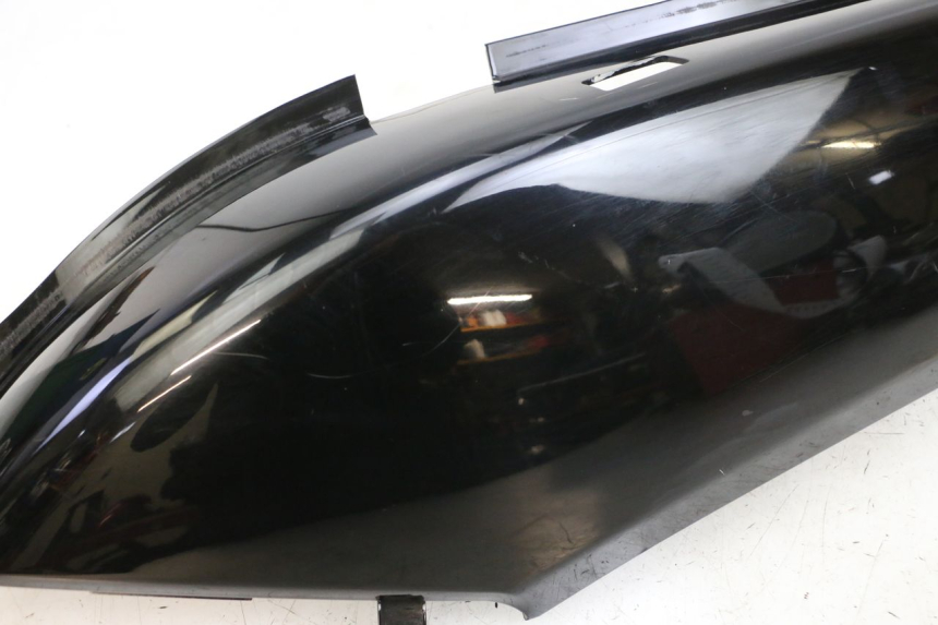 photo de LEFT REAR SIDE PANEL YAMAHA XMAX X-MAX 125 (2006 - 2009) - Component detail