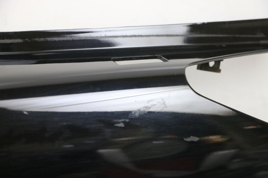 photo de LEFT REAR SIDE PANEL YAMAHA XMAX X-MAX 125 (2006 - 2009) - Additional view of the item