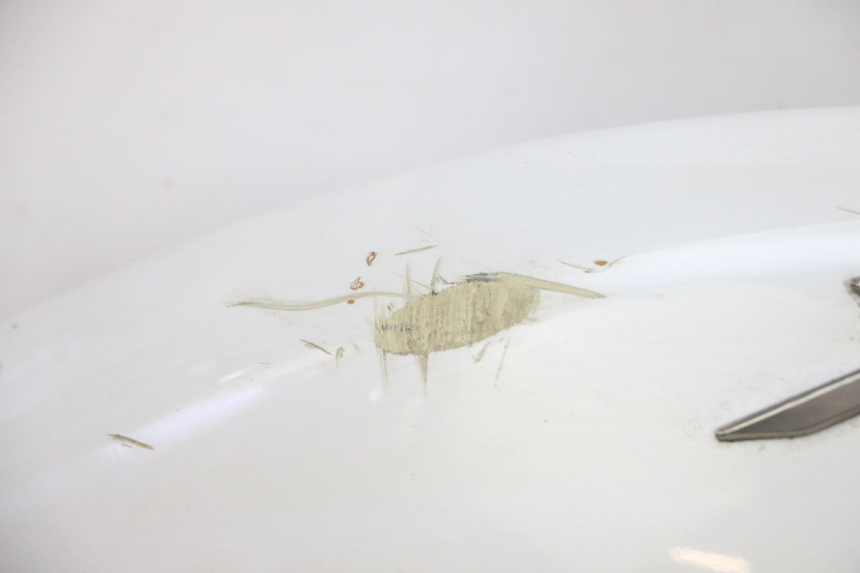 photo de LEFT REAR SIDE PANEL YAMAHA X-MAX XMAX 125 (2010 - 2013) - Distinctive features