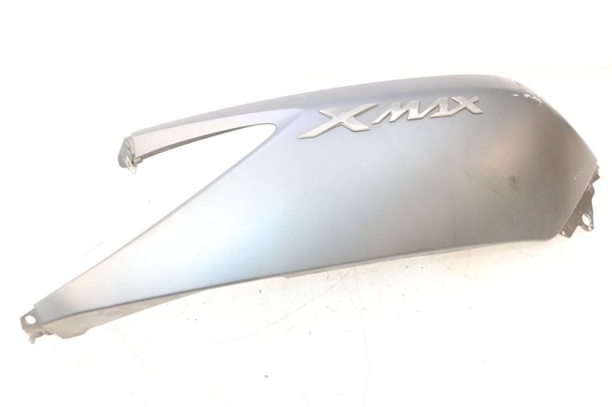 photo de LEFT REAR SIDE PANEL YAMAHA X-MAX XMAX 125 (2010 - 2013) - Technical close-up
