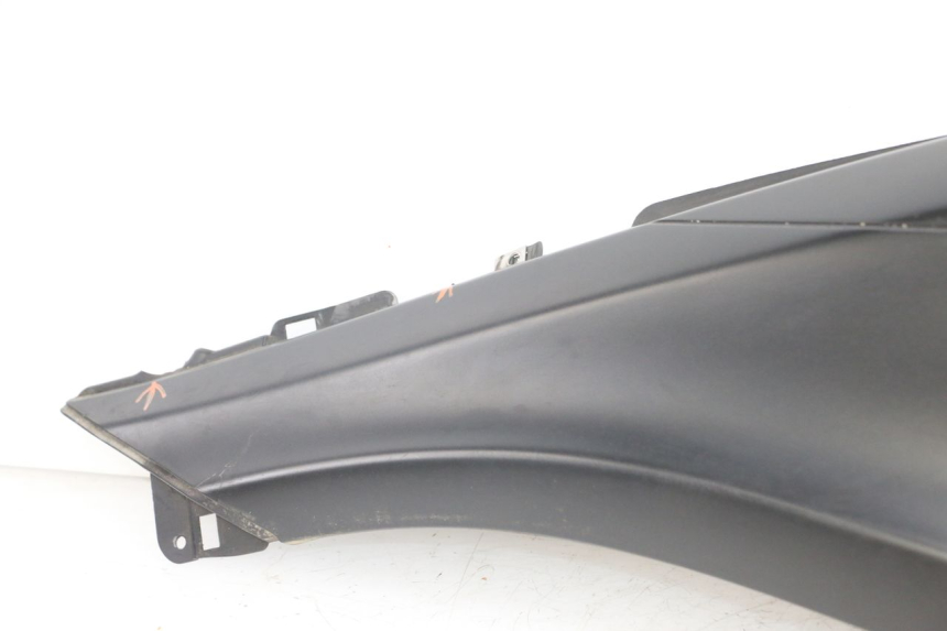 photo de LEFT REAR SIDE PANEL PIAGGIO X10 125 (2012 - 2017) - Markings and original references