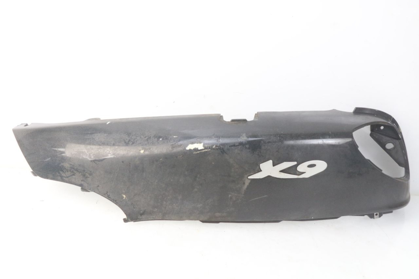 photo de LEFT REAR SIDE PANEL PIAGGIO X9 EVOLUTION 125 (2003 - 2007) - Main view