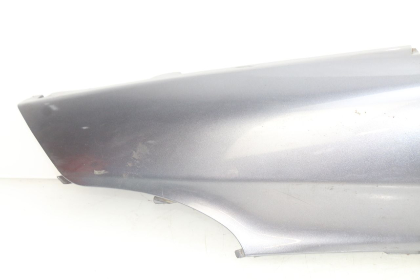 photo de LEFT REAR SIDE PANEL PIAGGIO X9 EVOLUTION 125 (2003 - 2007) - Fixing points details