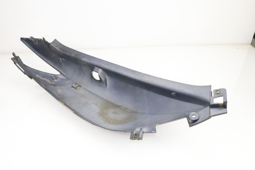 photo de REAR LEFT PANEL KYMCO XCITING 500 (2007 - 2010) - Alternative perspective