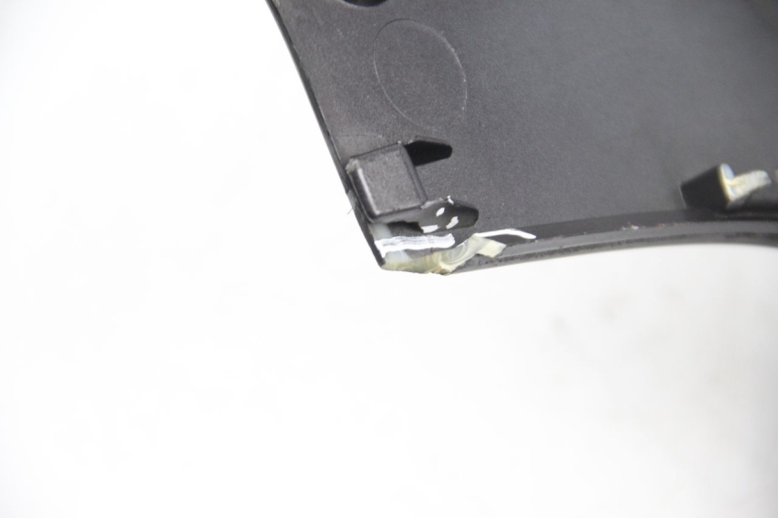 photo de LEFT REAR SIDE PANEL PIAGGIO XEVO - X EVO 125 (2007 - 2017) - Surface and material condition