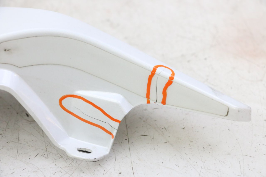 photo de REAR LEFT PANEL YAMAHA XJ6 ABS 600 (2008 - 2016) - Additional view of the item