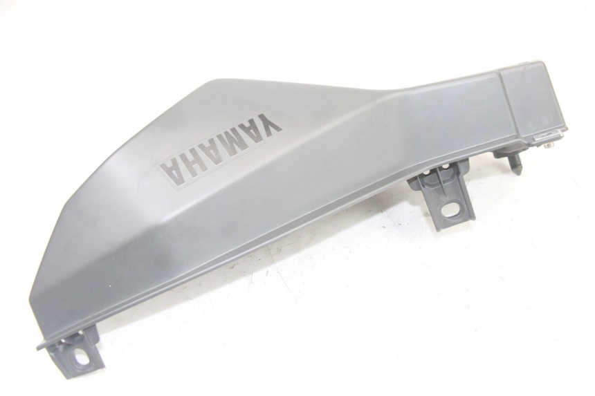 photo de REAR LEFT PANEL YAMAHA TRACER 7 700 (2020 - 2024) - Zoom on usage condition