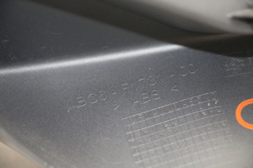 photo de REAR LEFT PANEL YAMAHA TRACER 7 700 (2020 - 2024) - Fixing points details