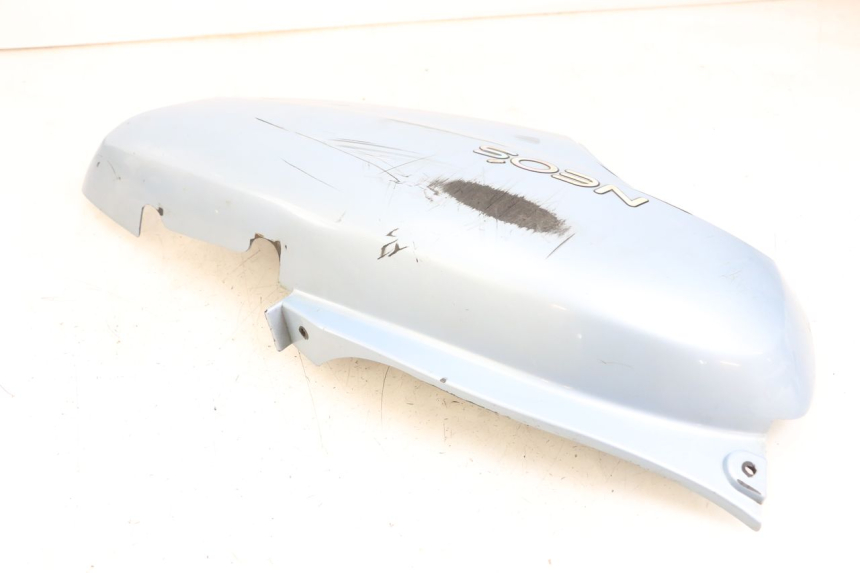 photo de REAR LEFT PANEL YAMAHA YN NEO'S 50 (1997 - 2004) - Surface and material condition