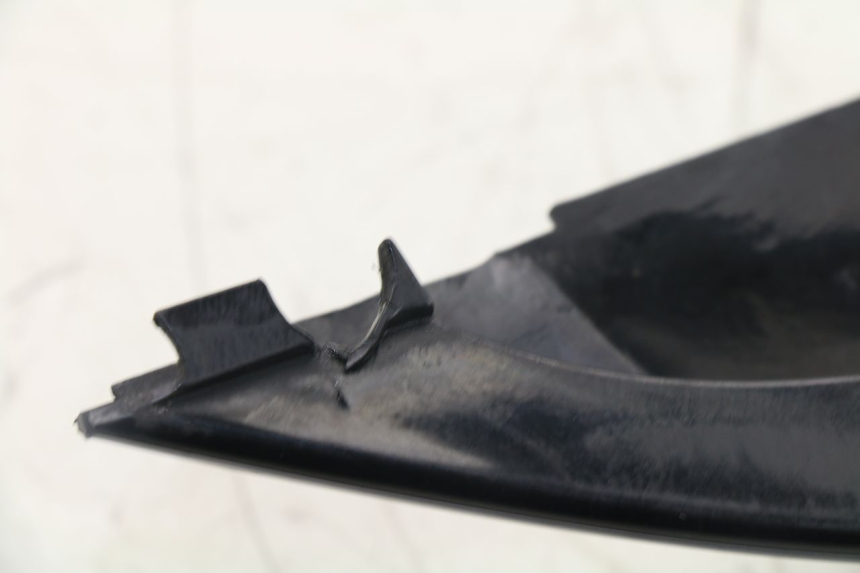 photo de REAR LEFT PANEL YAMAHA YP MAJESTY ABS 400 (2007 - 2009) - Component detail