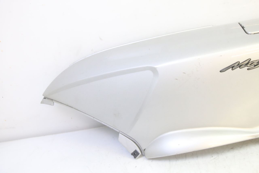 photo de REAR LEFT PANEL YAMAHA YP MAJESTY 125 (2002 - 2006) - Component detail