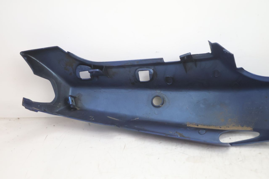 photo de REAR LEFT PANEL KAWASAKI ZX-6R ZX6R 600 (1995 - 1997) - Surface and material condition