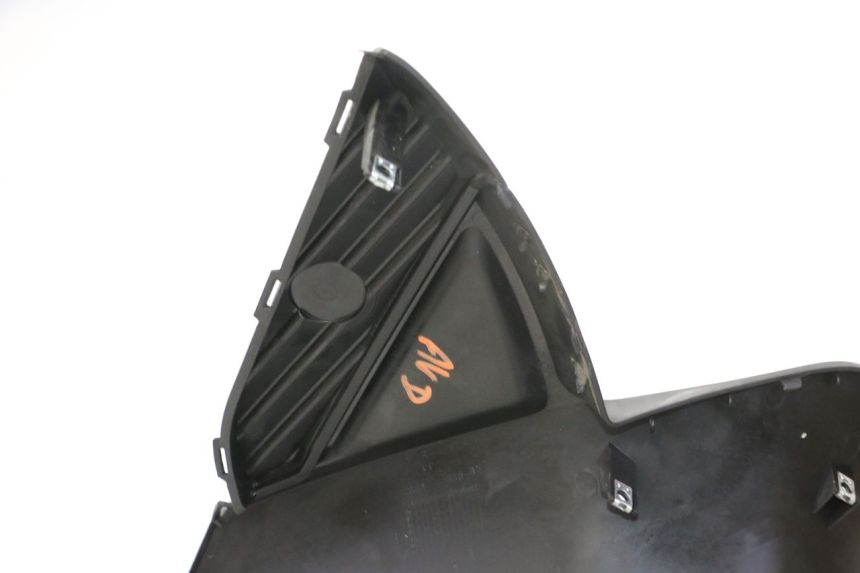 photo de RIGHT FRONT FAIRING QUADRO 4 4D 350 (2015 - 2018) - Component zoom