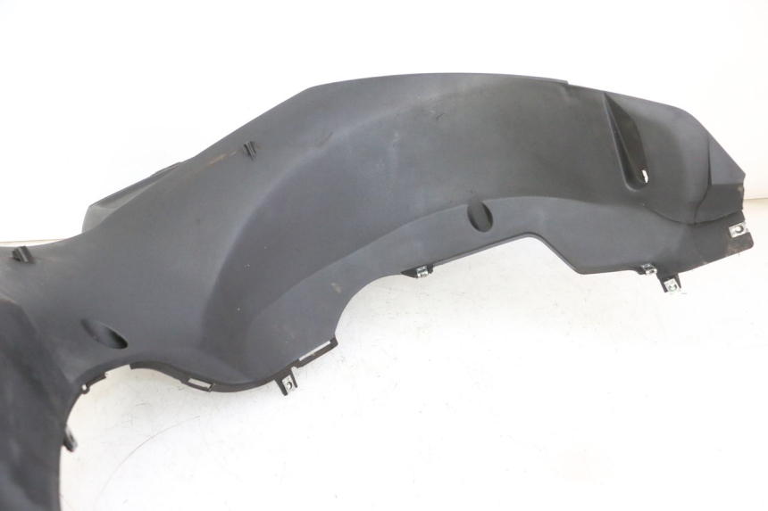 photo de RIGHT FRONT FAIRING QUADRO 4 4D 350 (2015 - 2018) - Detailed visual inspection