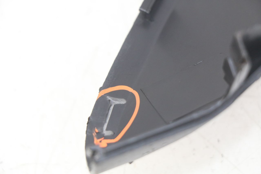 photo de RIGHT FRONT SIDE PANEL KYMCO AGILITY 16+ 4T 50 (2018 - 2023) - Technical close-up