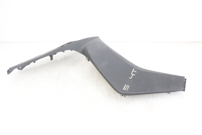 photo de RIGHT FRONT SIDE PANEL KYMCO AGILITY 16+ 4T 50 (2018 - 2023) - Fixing points details