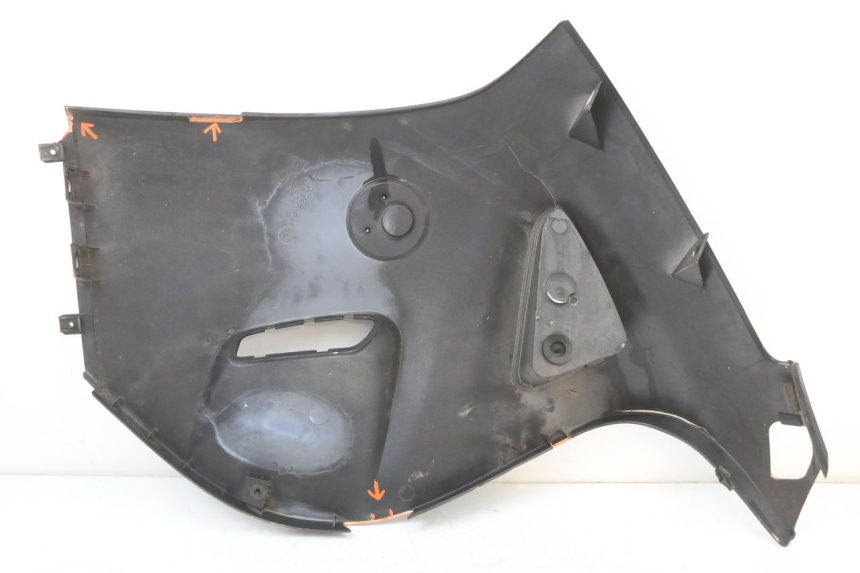 photo de RIGHT FRONT SIDE PANEL BMW C1 125 (2000 - 2003) - Alternative perspective
