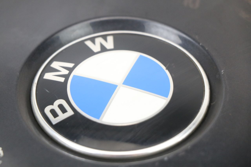 photo de RIGHT FRONT SIDE PANEL BMW C1 125 (2000 - 2003) - Technical close-up