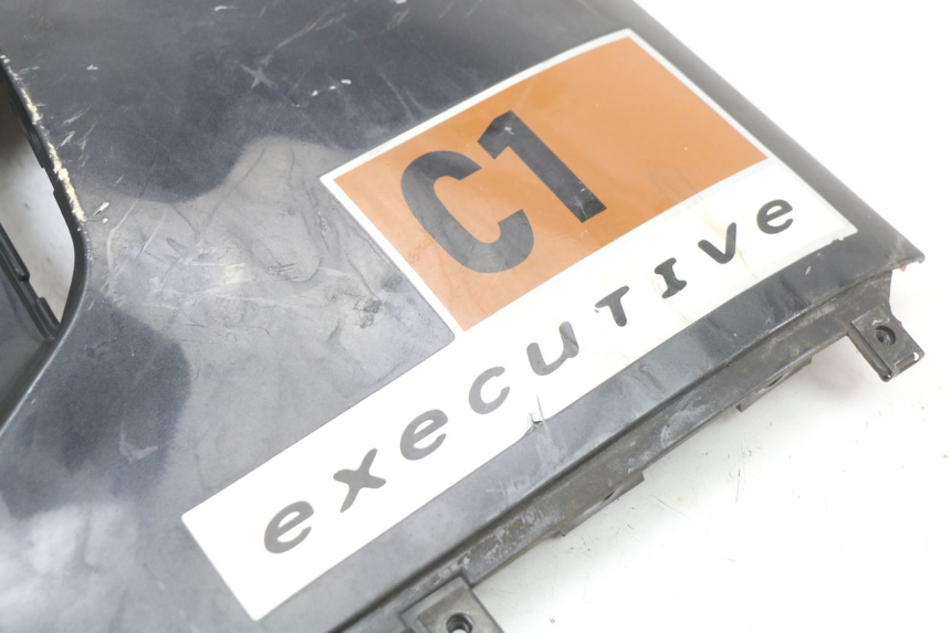 photo de RIGHT FRONT SIDE PANEL BMW C1 125 (2000 - 2003) - Product overview