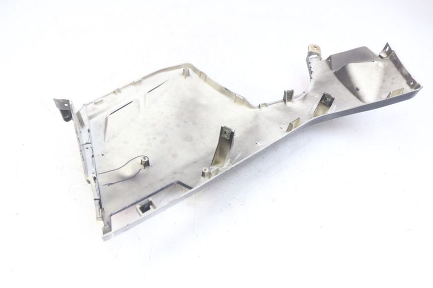 photo de RIGHT FRONT SIDE PANEL ORCAL CAVARO 4T 50 (2019 - 2023) - Distinctive features