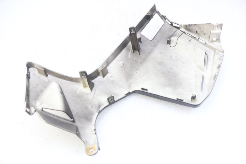 photo de RIGHT FRONT SIDE PANEL ORCAL CAVARO 4T 50 (2019 - 2023) - Detailed visual inspection