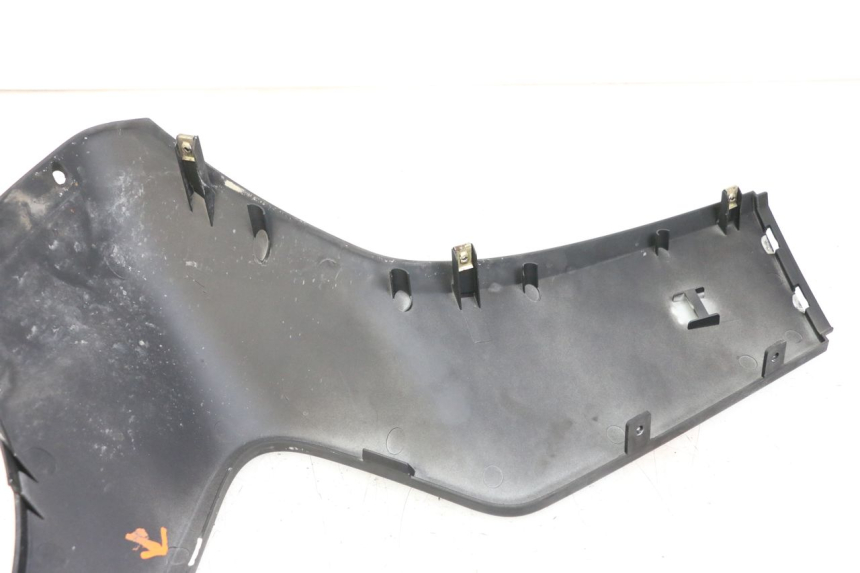 photo de RIGHT FRONT FAIRING KYMCO DINK STREET 125 (2009 - 2014) - Alternative perspective