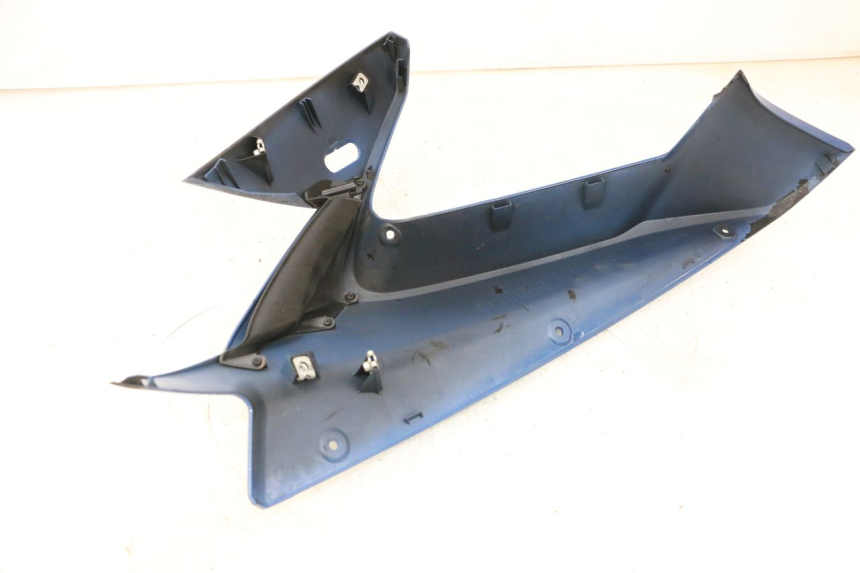 photo de RIGHT FRONT FAIRING YAMAHA FJR ABS 1300 (2006 - 2012) - Component detail