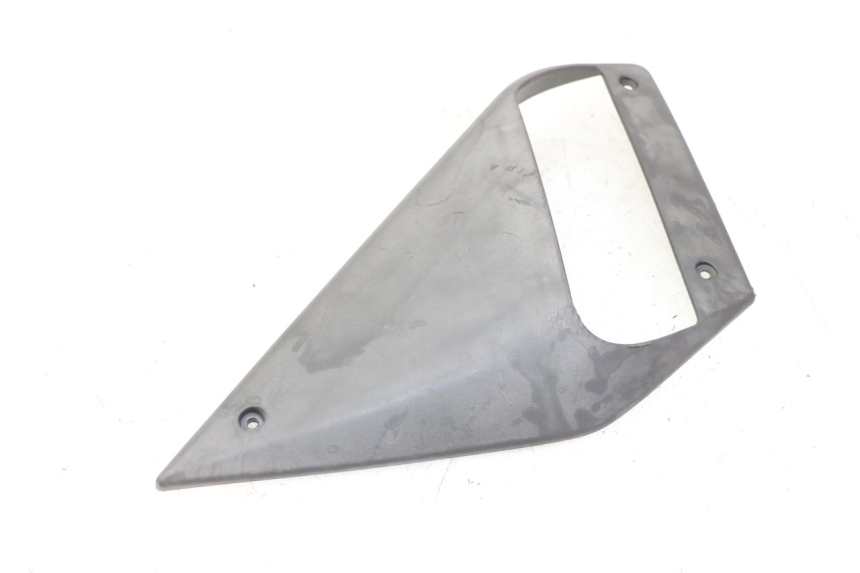 photo de RIGHT FRONT FAIRING GILERA NEXUS 300 (2008 - 2013) - Alternative perspective