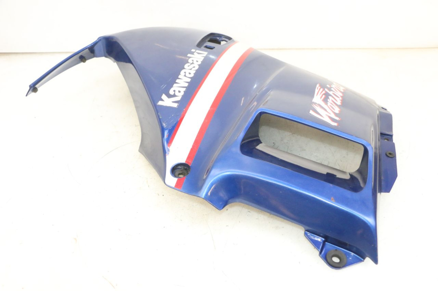 photo de RIGHT FRONT FAIRING KAWASAKI GPX R WARBIRD 600 (1988 - 1993) - Distinctive features