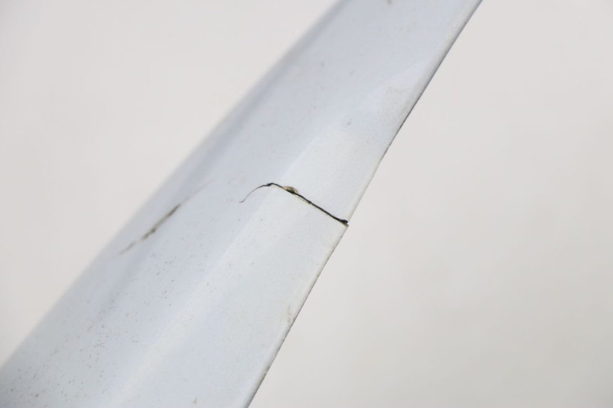 photo de RIGHT FRONT FAIRING SUZUKI GSR 750 (2011 - 2017) - Additional view of the item