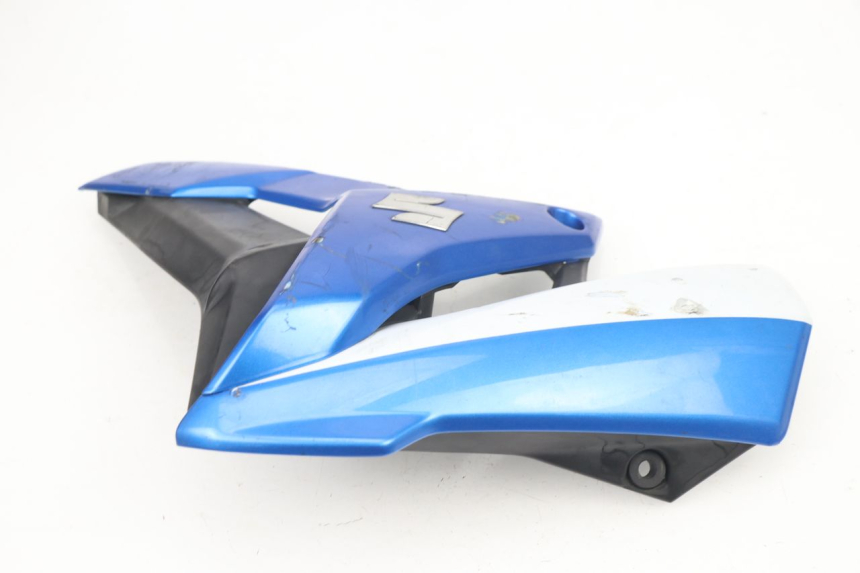 photo de RIGHT FRONT FAIRING SUZUKI GSR 750 (2011 - 2017) - Technical close-up