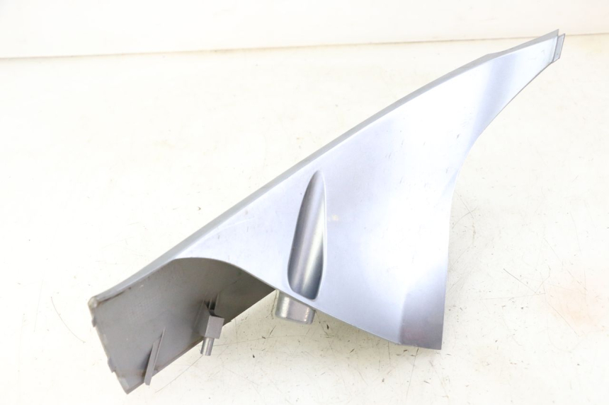 photo de RIGHT FRONT FAIRING SYM JOYMAX 125 (2010 - 2017) - Markings and original references