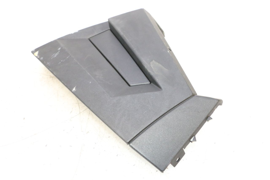 photo de RIGHT FRONT FAIRING KEEWAY MATRIX RX9 125 (2006 - 2007) - Technical close-up