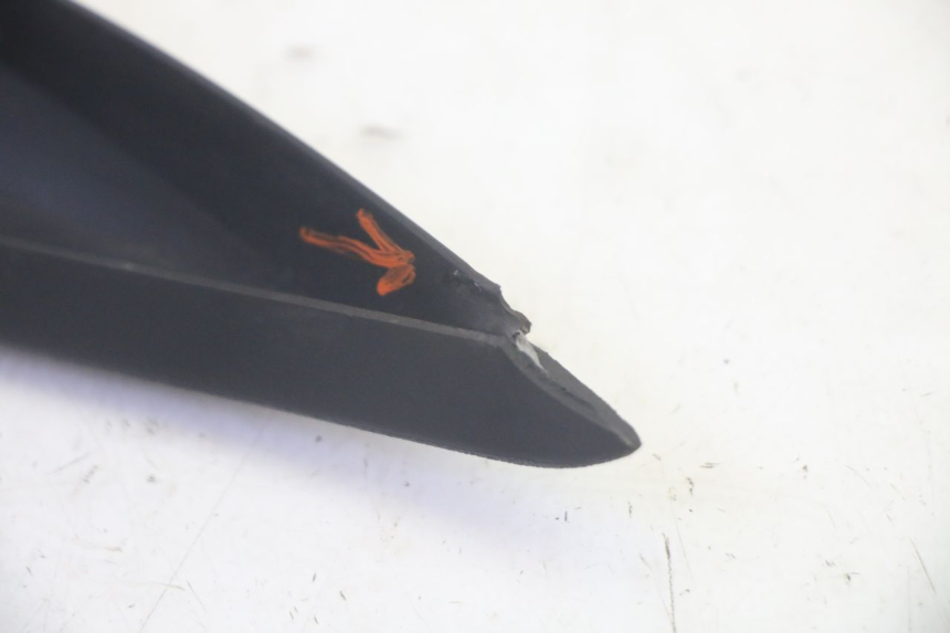 photo de RIGHT FRONT FAIRING PIAGGIO MP3 HPE 350 (2018 - 2020) - Technical close-up