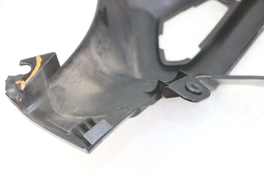 photo de RIGHT FRONT FAIRING HONDA NTV DEAUVILLE ABS 700 (2007 - 2016) - Alternative perspective