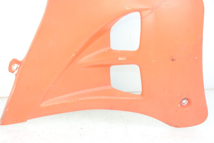 photo de RIGHT FRONT SIDE PANEL GILERA RK 50 (1996 - 1999) - Component detail