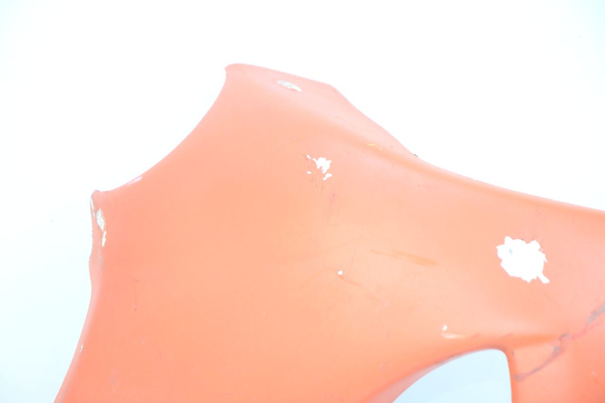 photo de RIGHT FRONT SIDE PANEL GILERA RK 50 (1996 - 1999) - Zoom on usage condition