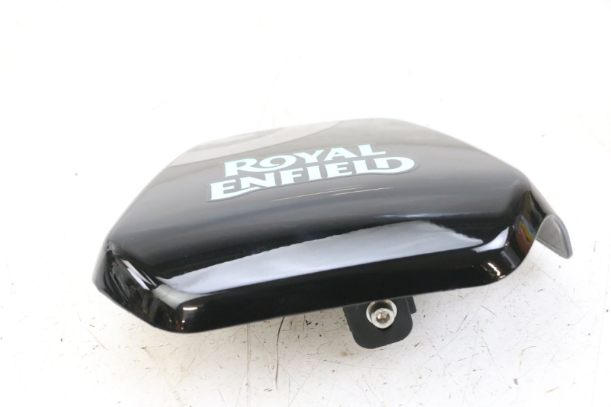photo de RIGHT FRONT FAIRING ROYAL ENFIELD SCRAM 411 (2022 - 2024) - Technical close-up